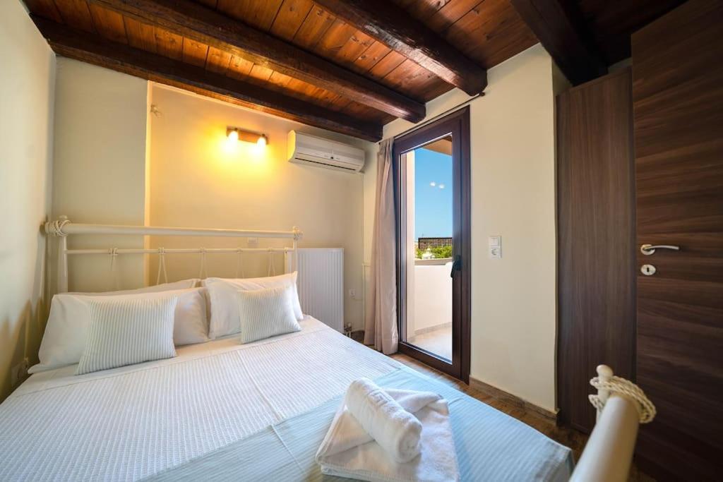 Arhontariki Luxury Apartment Panormos  Exterior photo